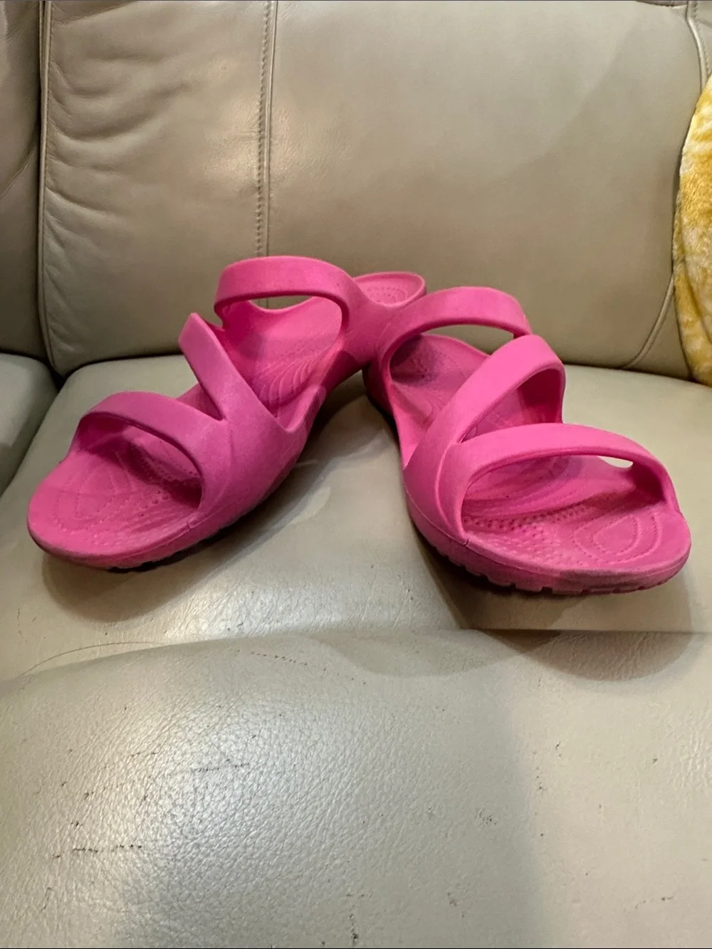CROCS Swiftwater Hot Pink Triple Strap Slide Sandals Women's Size 9